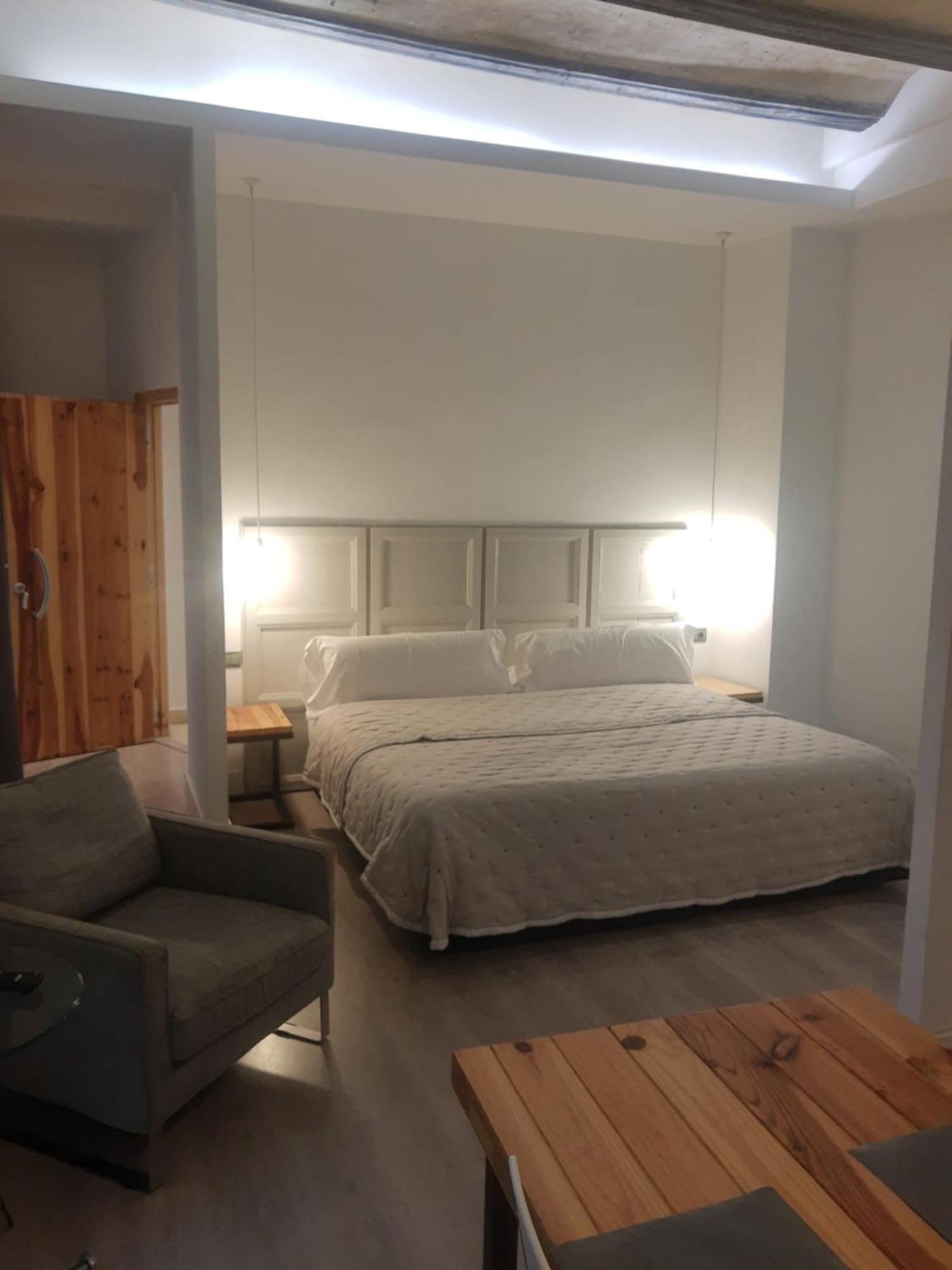 Las Coles Apartasuites Xàtiva Екстериор снимка