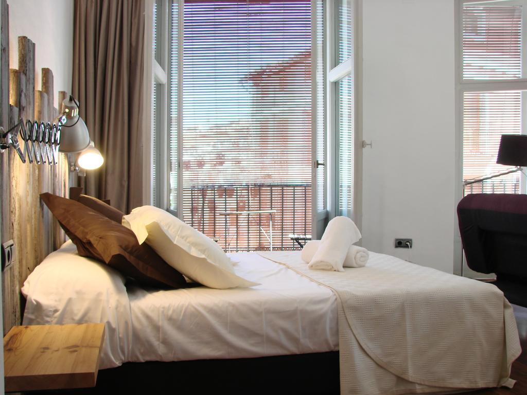 Las Coles Apartasuites Xàtiva Стая снимка
